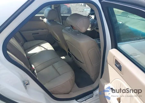 2005 Cadillac Sts V6 z USA, uszkodzony, nr VIN 1G6DW677750171537